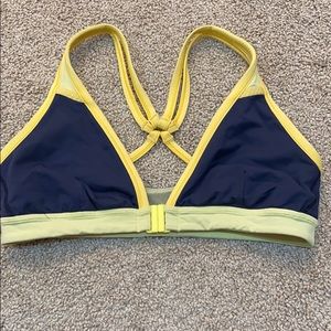 Sports bra
